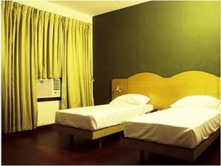 Ganga International Hotel Madras Buitenkant foto
